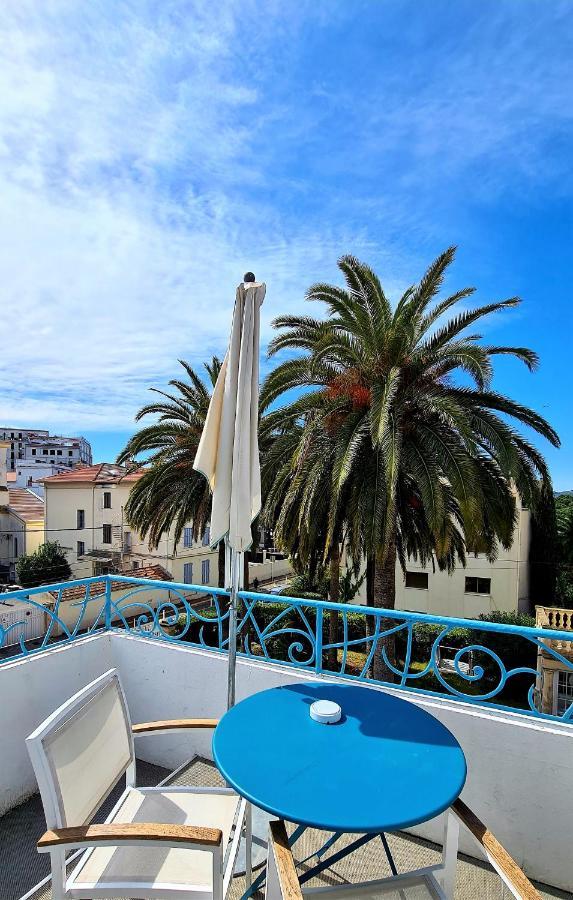Hotel La Villa Juan Beach Exterior photo