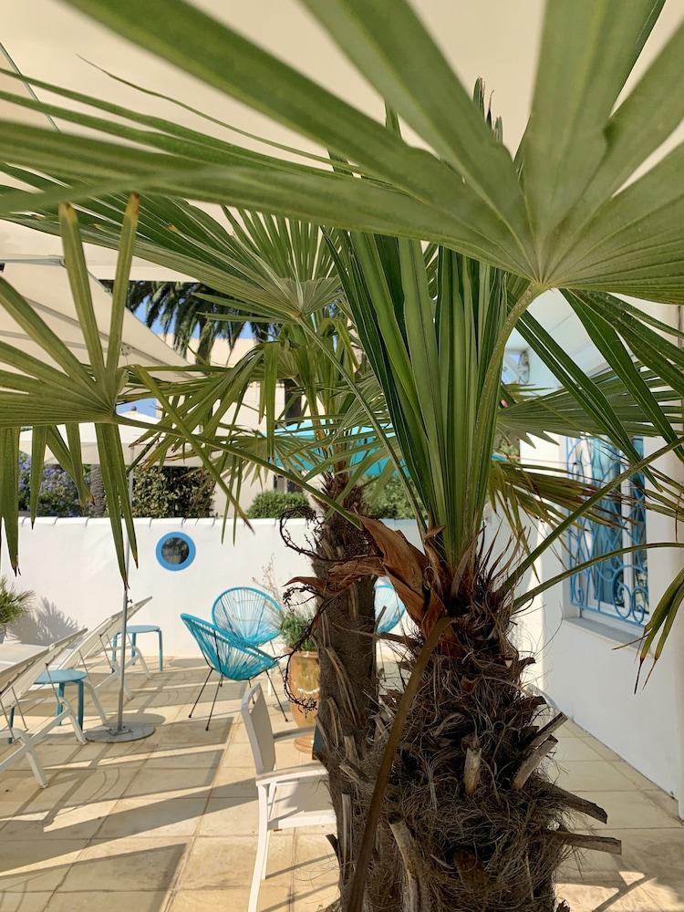 Hotel La Villa Juan Beach Exterior photo