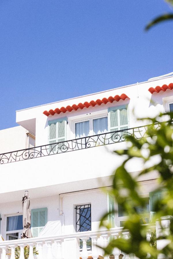Hotel La Villa Juan Beach Exterior photo