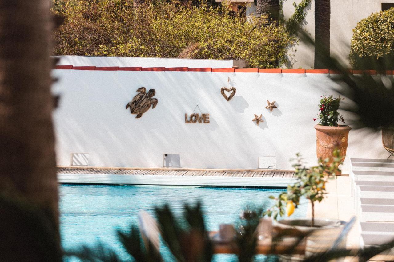 Hotel La Villa Juan Beach Exterior photo